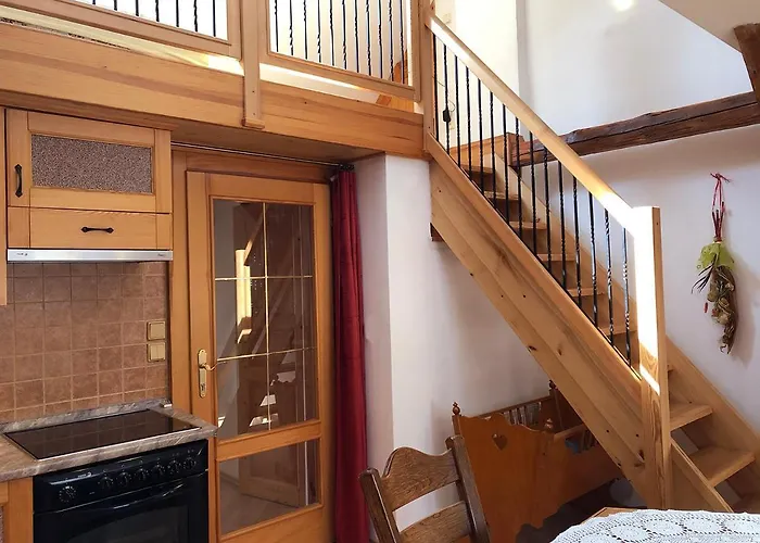 Surf בית הארחה 3*