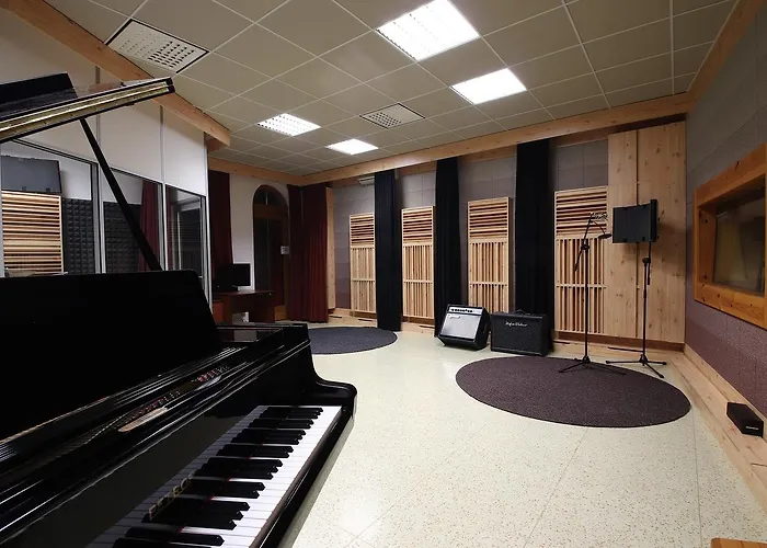 בית הארחה Surf בלנסקו