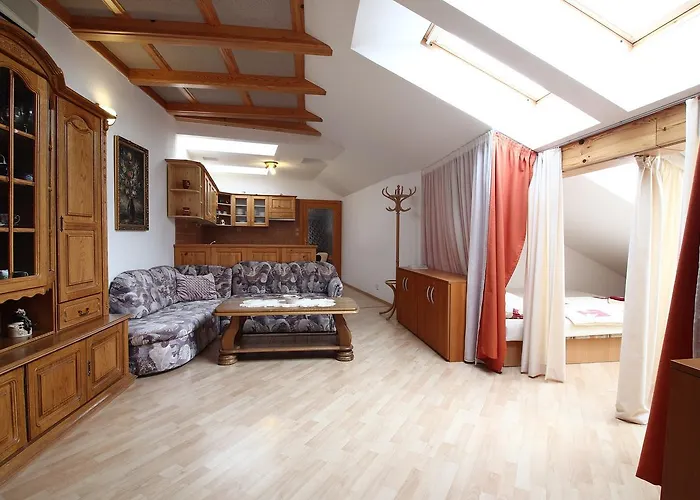 Surf בית הארחה 3*