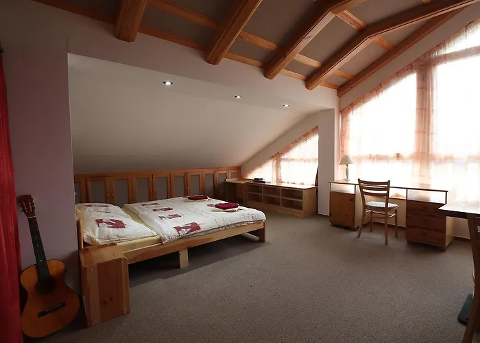 Surf בית הארחה